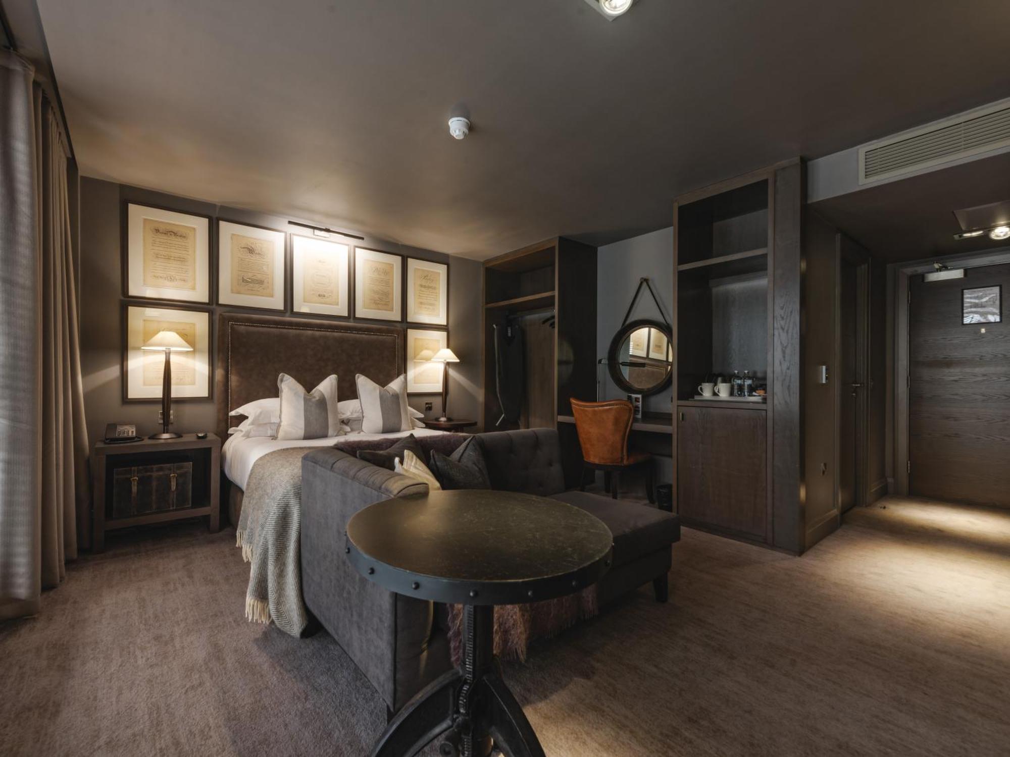 Hotel Dakota 4*